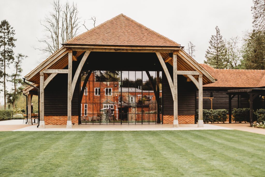 wedding photography of the post barn in newbury